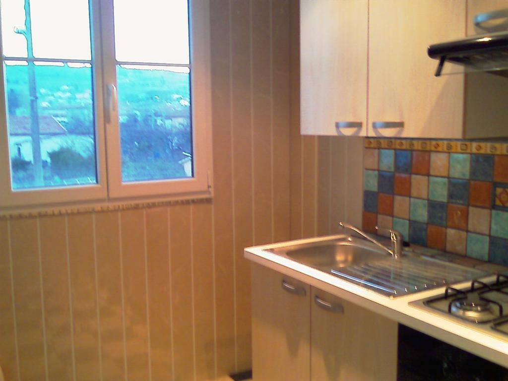 Apartment Albert Parking Prive Gratuit Limoux Exterior photo